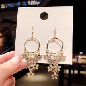 .925 Sterling Silver with Gold tone with Flowers Absolutely Gorgeous!